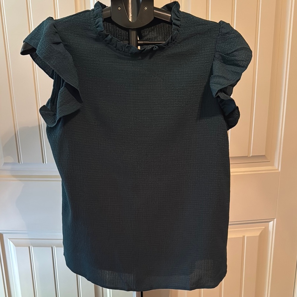SHEIN Black Ruffled Flutter Sleeve Blouse